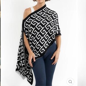 Geometric Black and White Cape Poncho